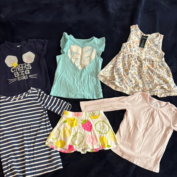 Kids tops and skort set Lot 511 - Picture 1 of 7